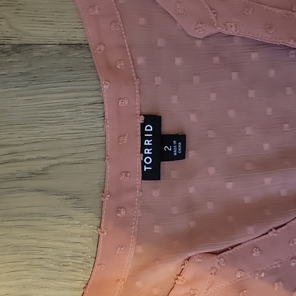 Torrid Pink Textured Top Plus Size 2x - Picture 3 of 6